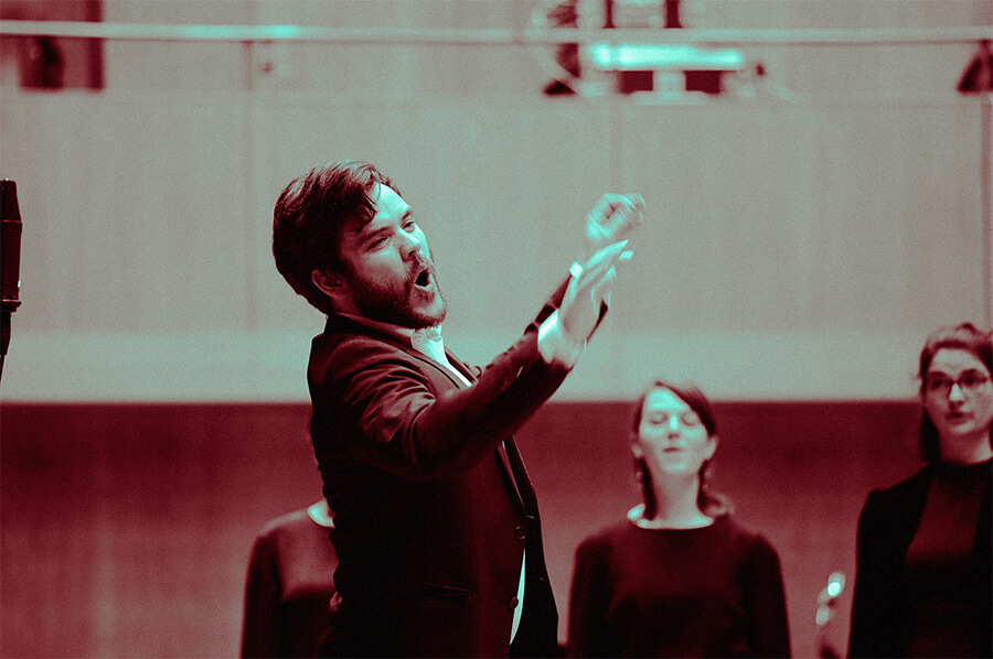 Conductor Adrian Emans